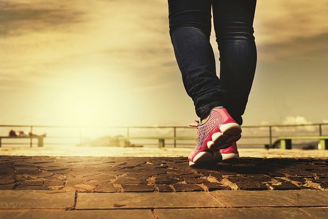 Suggerimenti per aiutarti ad acquistare le giuste scarpe da passeggio